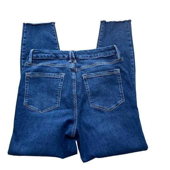 Good American Ankle Crop Raw- Hem Good Legs Jeans GLCRH873T BLUE Size 8/29 - Picture 3 of 16